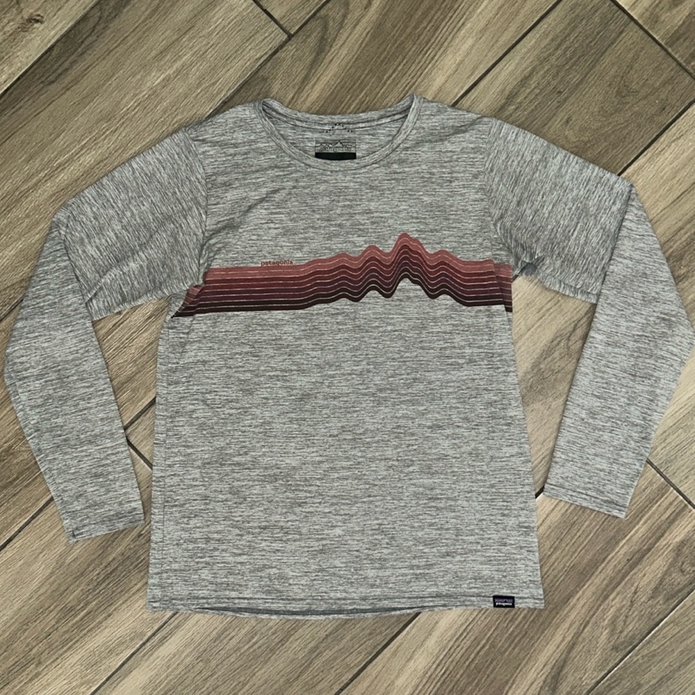Patagonia Women's Long-Sleeved Capilene Cool Daily Graphic Shirt